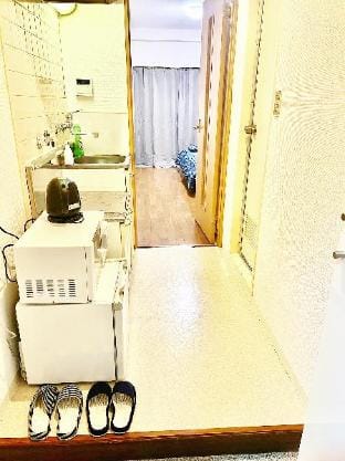 West Shinjuku-gochome Hana house #107 Apartment in Shibuya