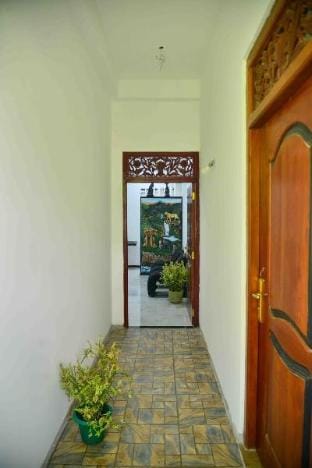 3 Bedroom Luxury Apartment by Lakdinu Ceylon Apartment in Western Province