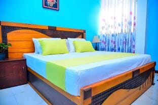3 Bedroom Luxury Apartment by Lakdinu Ceylon Apartment in Western Province