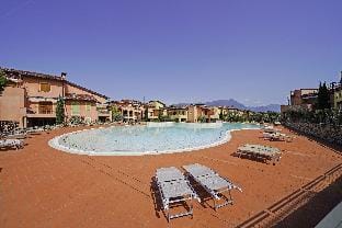 Borgo del Torchio G23 by Wonderful Italy Apartment in Manerba del Garda