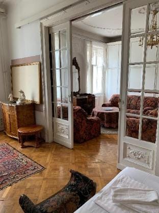 New Libra Grande Venetian Style Apartment Apartment in Budapest