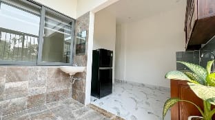 Thùy Trang À La Carte Hotel SĐT  0868668312 Apartment in Laos