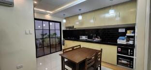 Idesia Dasmarinas 3BR Fully AC with swimming pool Vacation rental in Calabarzon