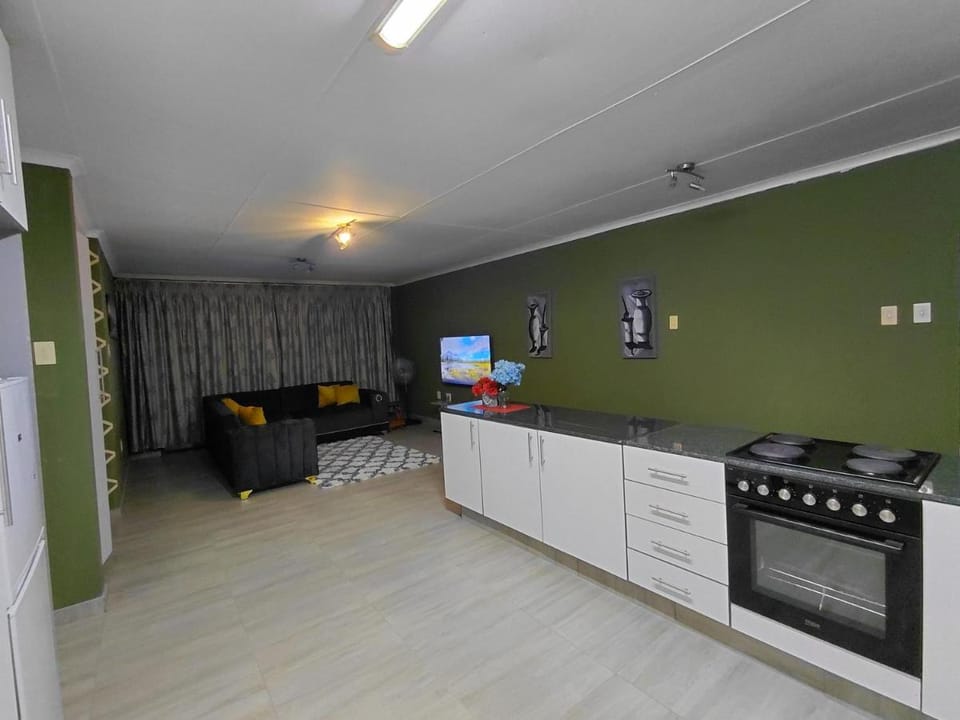 Mont Pelaan 48 Apartment in KwaZulu-Natal