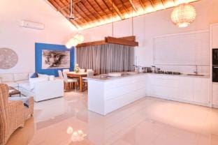 Michelia alba  3 BR Private Pool Villa SU83 Villa in North Kuta