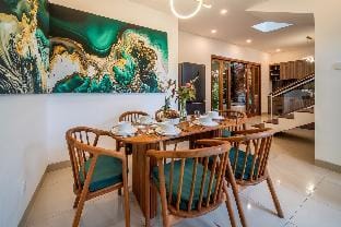 New Villa, Rice field view, River view, Jacuzzi Villa in North Kuta