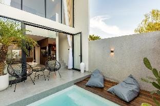 Four mins to beach/Atlas - 1 Bd LUXE Pool Loft Vacation rental in North Kuta