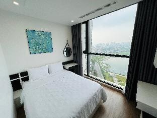 South Homes - Vinhomes Skylake Luxury Apartment Apartment in Laos
