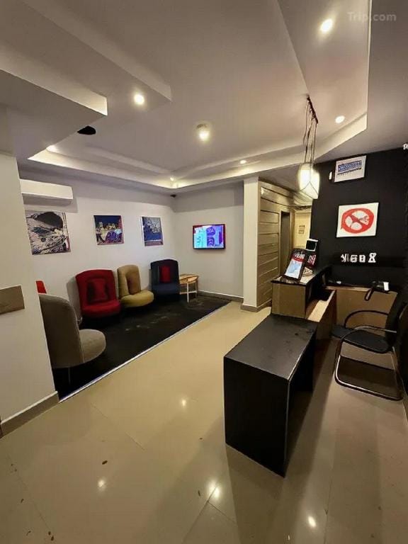 Moz 1 Executive Guest House Hotel in Abuja