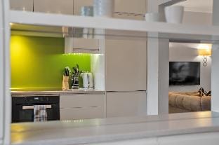 Spacious 2 Bedroom Apartment Behind Harrods Apartment in City of Westminster