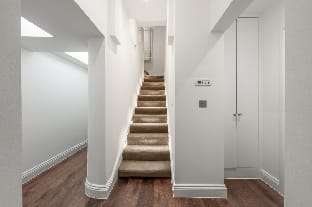 Two Bed Apartment with cinema - Knightsbridge Apartment in City of Westminster