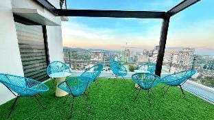 Overlooking CityView A stone's throw from IT Park. Apartment in Lapu-Lapu City