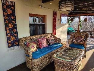 Evara Manali - Wooden duplex cottage with Jacuzzi Villa in Himachal Pradesh