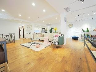 Mar-exclusive 美式 Barn Style Luxury Residence適合親子入住 Apartment in Taipei City
