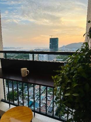 Meli’ Homestay Green Bay Garden Ha Long near beach Apartment in Laos