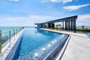 2 Bed Room Central Location-Sea View Infinity Pool Apartment in Pattaya City