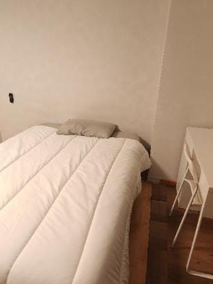 Bed in Share Appartement Barcelona Apartment in Barcelona
