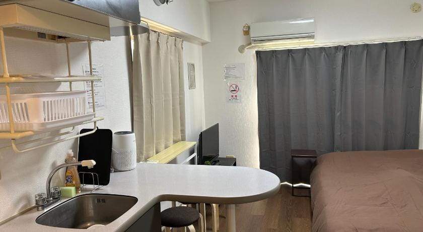 Guest House Zwell Hakata Ropponmatsu501 Apartment in Fukuoka