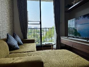 Luxury Condo Spacious & Private Apartment in Chiang Mai