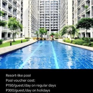 Royal Cozy Lounge l Hyatt Feels Pasay Moa 50mbps Vacation rental in Pasay