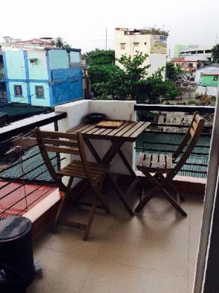 Brand New Room w/ Balcony&WiFi(2) Vacation rental in Quezon City