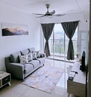 Metropol Service Apartment with Attractive View Apartment in Penang