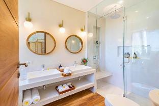Daisy Flower 3 BR Private Pool Villa AN02A Villa in North Kuta