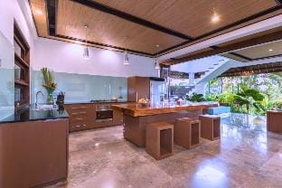 Magnolia coco 3 BR Private Pool Villa SU82 Villa in Bali
