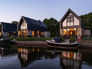 Water Villa in Balk by Frisian Lakes Vacation rental in Friesland, Netherlands
