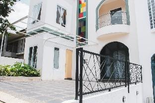 The Lantana House 2 | 3BR | pool non-heated | Villa in Bandung