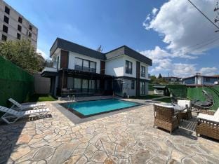 Isıtmalı Havuzlu Villa - Kartepe Maşukiye Apartment in Turkey