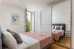 Bliss Apartment near Bellevue beach Apartment in Dubrovnik