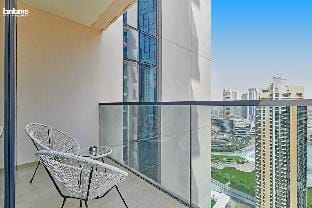 bnbmehomes - Exclusive 2BR nr Dubai Mall - 3302 Apartment in Dubai