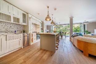 Stunning 3B2Ba Huge entertaining space and hottub! Apartment in London Borough of Richmond upon Thames