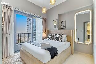 bnbmehomes- Cozy 1BR Suite near Burj Khalifa- 1815 Apartment in Dubai