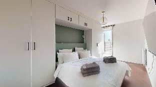Spacious and luxurious apartment close to Paris Vacation rental in Île-de-France