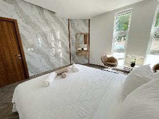Modern Room with Free Parking Apartment in Ulcinj Municipality