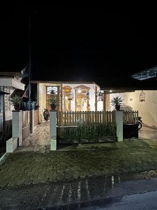 Gemyah Vacation rental in East Java