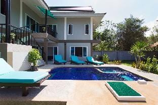 Baan Intira Pool Villa Vacation rental in Krabi Changwat