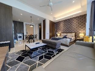 C1109 Grand Medini Studio 100mbps Netflix By STAY Vacation rental in Johor