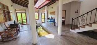 Breez Holiday Home Vacation rental in Gangawatakorale