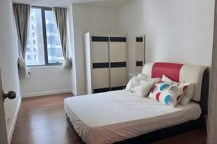 15mins to KLCC, 5mins to Metro Vacation rental in Federal Territory of Kuala Lumpur