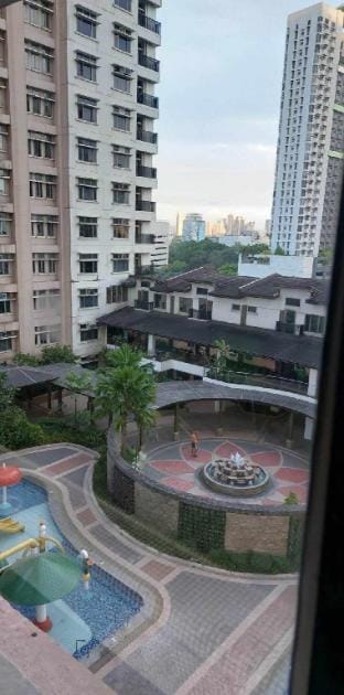 Condo in Manhattan Parkview Araneta Cubao Quezon Vacation rental in Pasig
