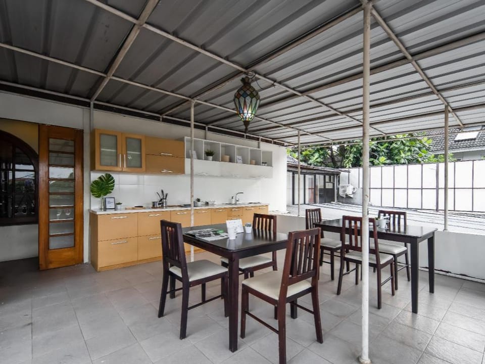 Cove Arimbi Hotel in South Jakarta City