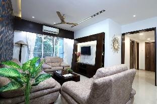 Luxe 2  Bedroom Near Airport- Apartment in Mumbai