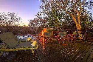 Luxury Guesthouse Co @ HoneymoonHouse Vacation rental in South Africa