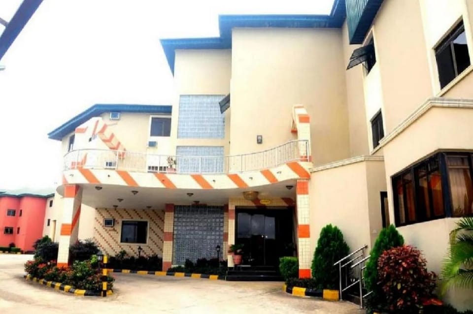 Paris Heritage Hotels, Owerri Hotel in Nigeria