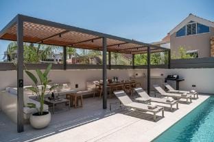 Sancy Luxury Villa I 400m beach, Heated* pool& Gym Villa in Crete
