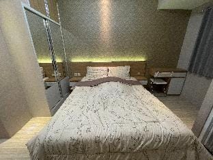 Urban Heights Residences by DR Rooms Apartment in Jakarta