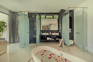 Crocus 3 BR Private Pool Villa AN06B Villa in North Kuta